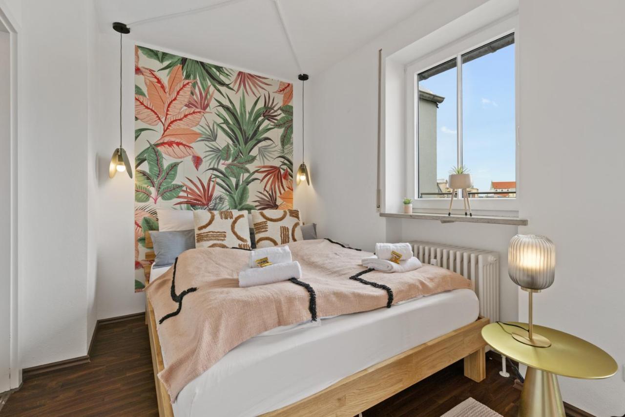 Apartament BRIGHT: The PENTHOUSE - Jacuzzi - BBQ - Parkplatz/Parking Augsburg Zewnętrze zdjęcie