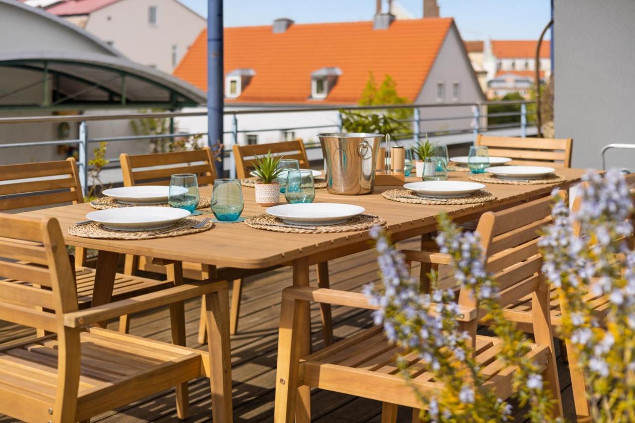 Apartament BRIGHT: The PENTHOUSE - Jacuzzi - BBQ - Parkplatz/Parking Augsburg Zewnętrze zdjęcie