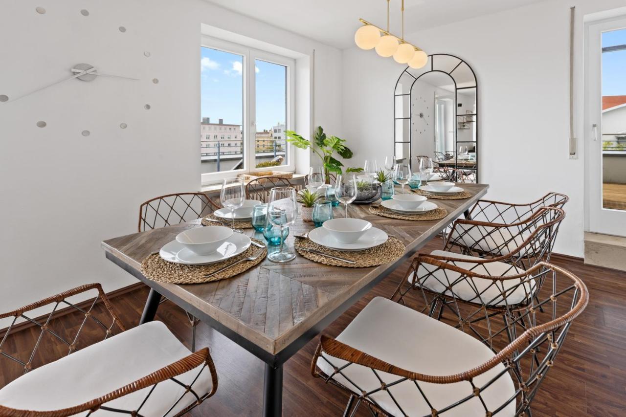 Apartament BRIGHT: The PENTHOUSE - Jacuzzi - BBQ - Parkplatz/Parking Augsburg Zewnętrze zdjęcie
